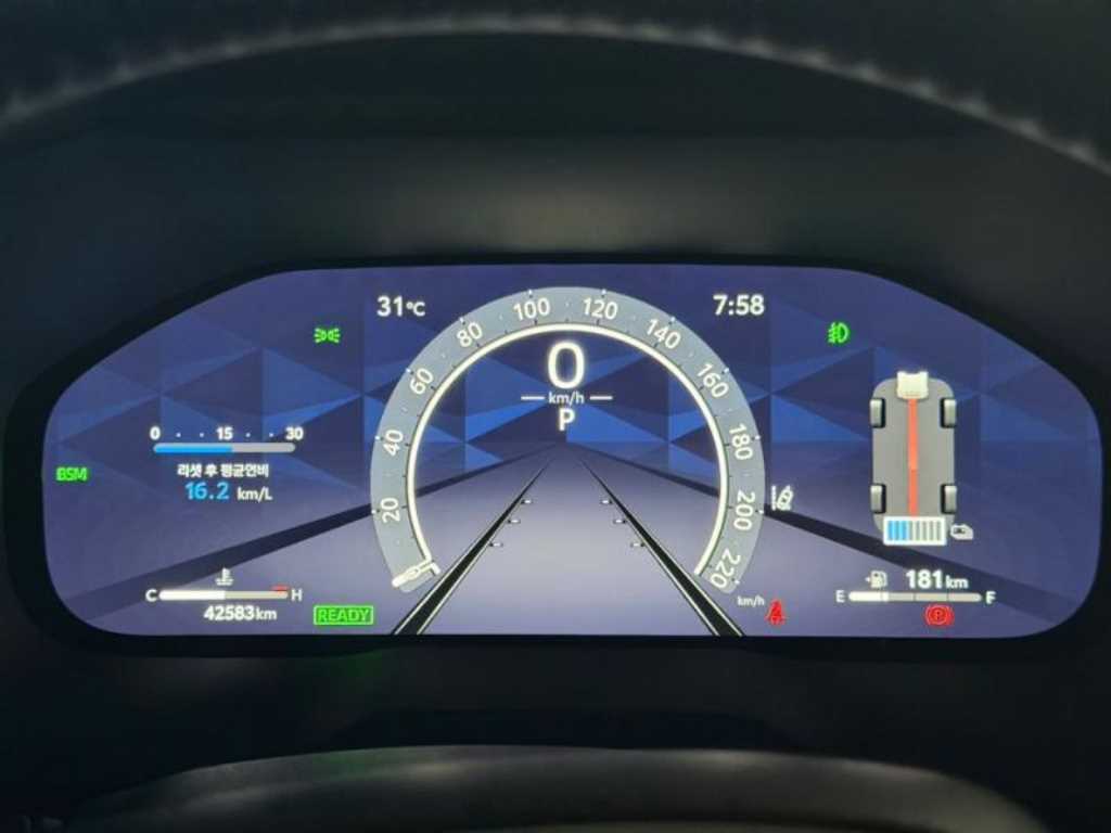 Toyota RAV4 — photo 09
