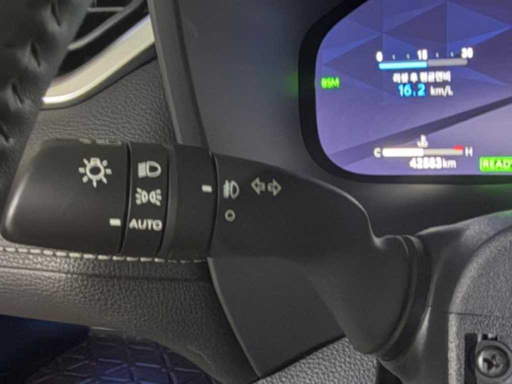 Toyota RAV4 — photo 15