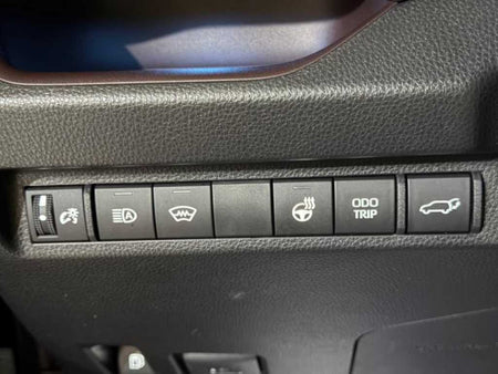 Toyota RAV4 — photo 16
