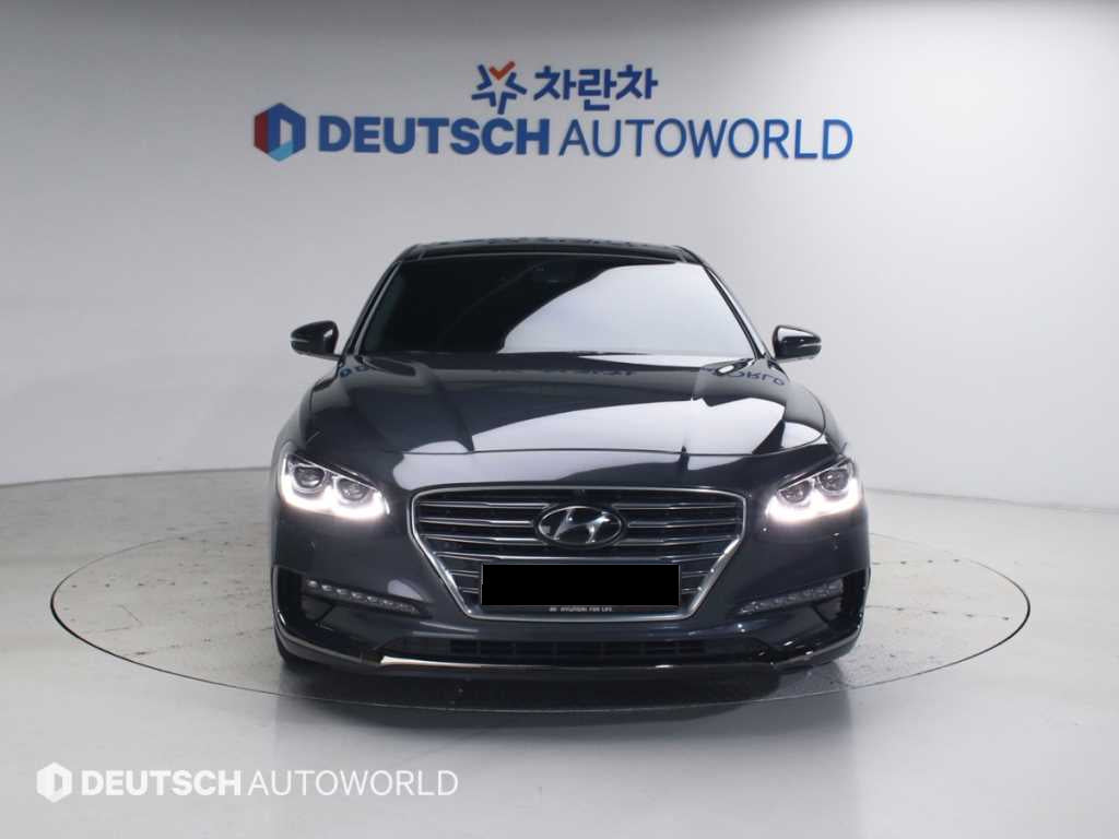 Hyundai Grandeur — photo 03