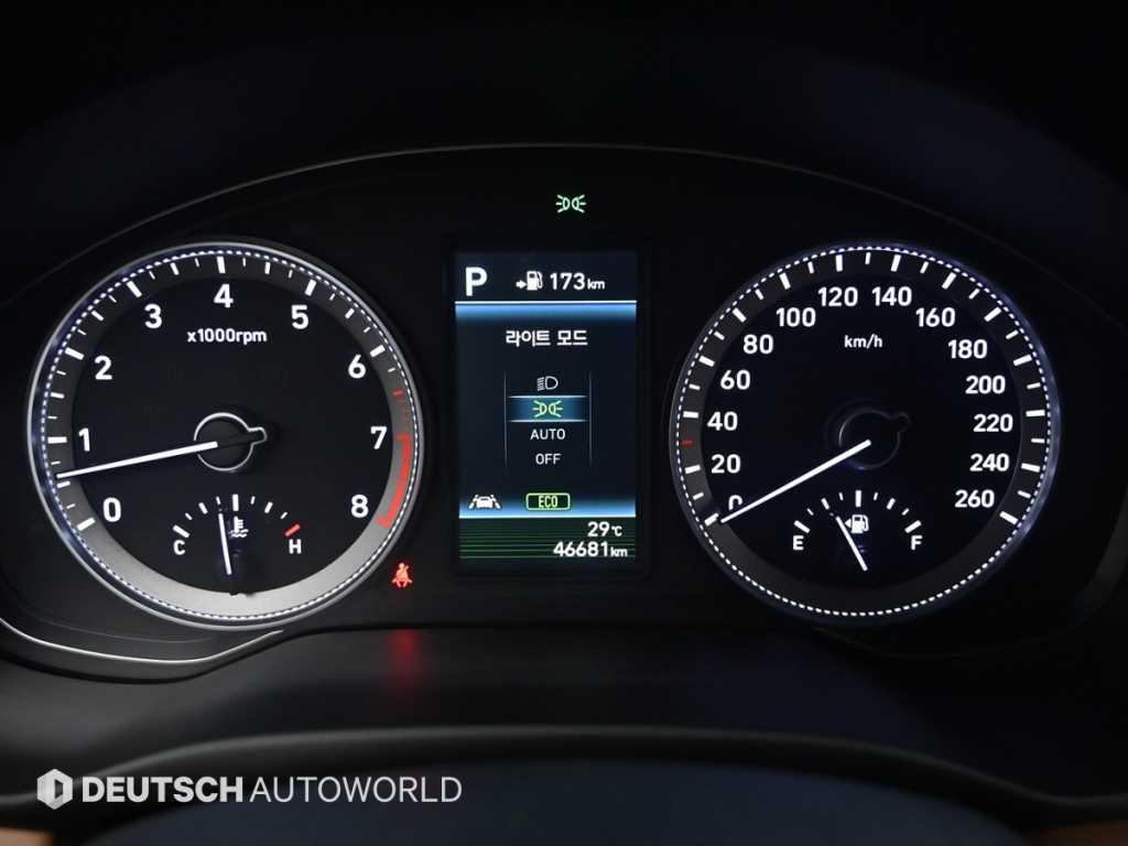Hyundai Grandeur — photo 08