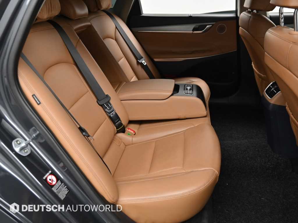 Hyundai Grandeur — photo 12