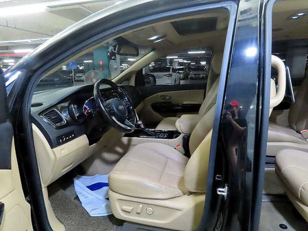 Kia Carnival — photo 06