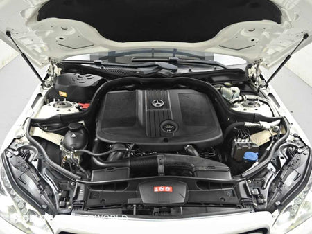 Mercedes-Benz E-Class — photo 06