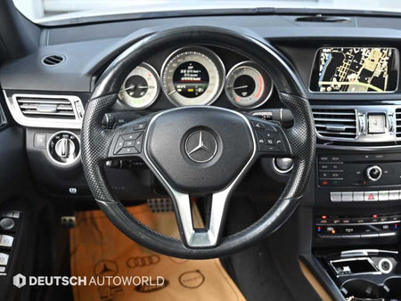Mercedes-Benz E-Class — photo 13