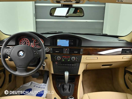 BMW 3-Series — photo 07