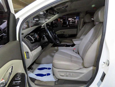 Kia Carnival — photo 06