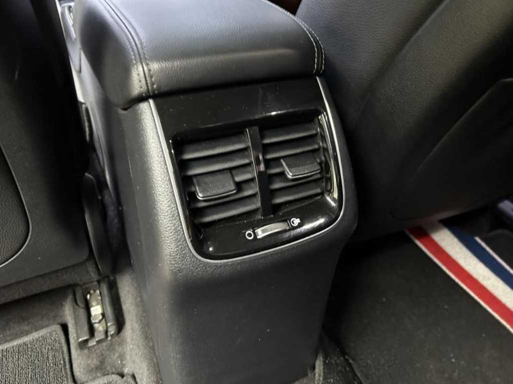Kia K7 — photo 07