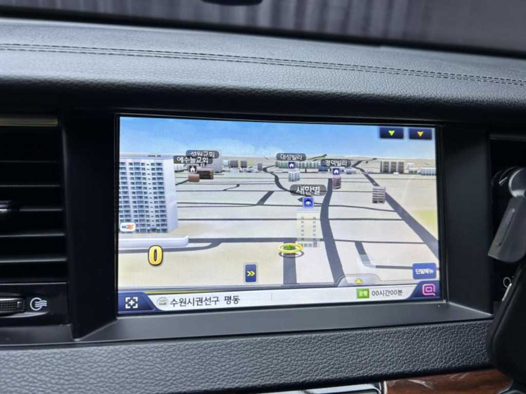 Kia K7 — photo 15