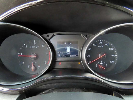 Kia Carnival — photo 10