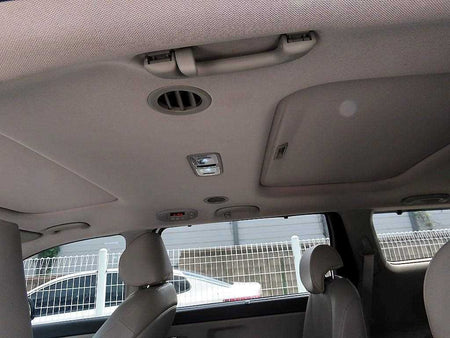 Kia Carnival — photo 17