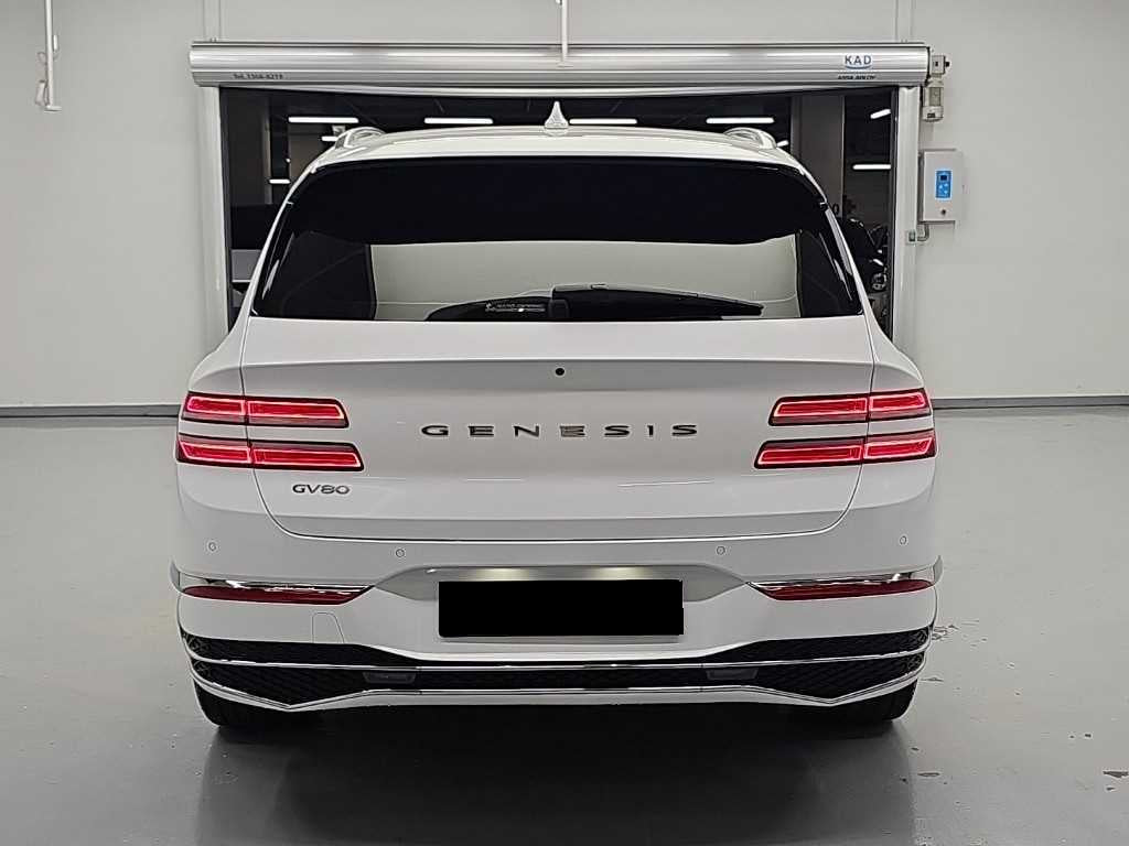 Genesis GV80 — photo 03
