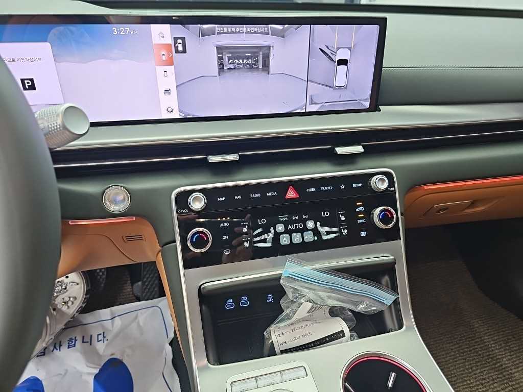 Genesis GV80 — photo 10