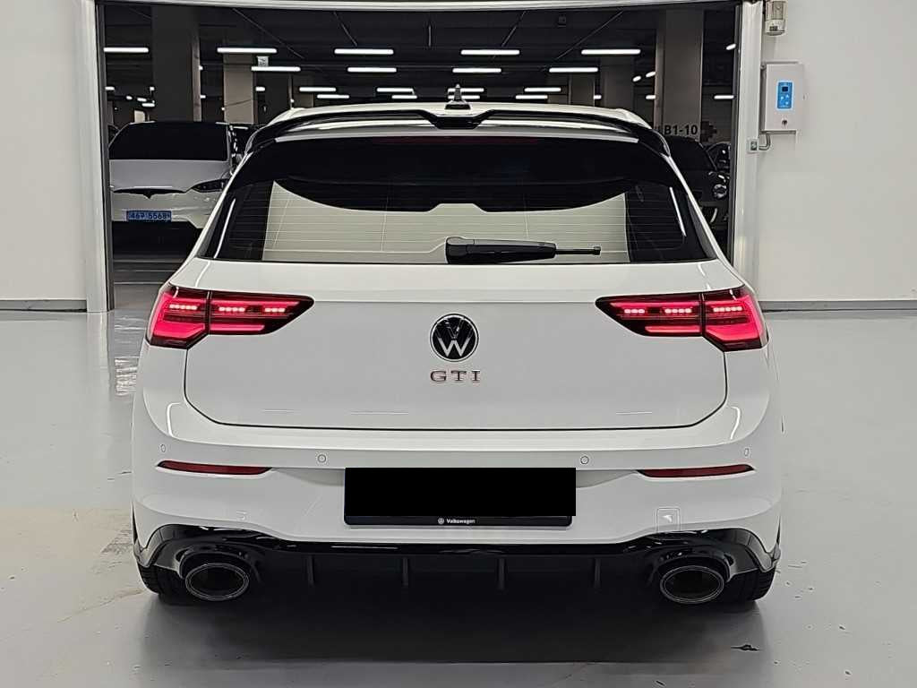 Volkswagen Golf — photo 03