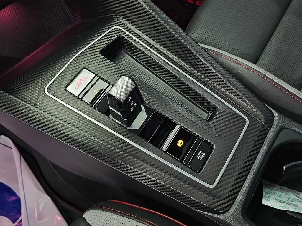 Volkswagen Golf — photo 08