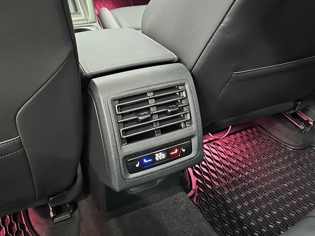 Volkswagen Golf — photo 13