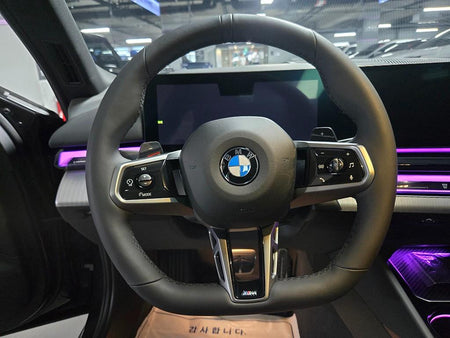 BMW 5-Series — photo 07