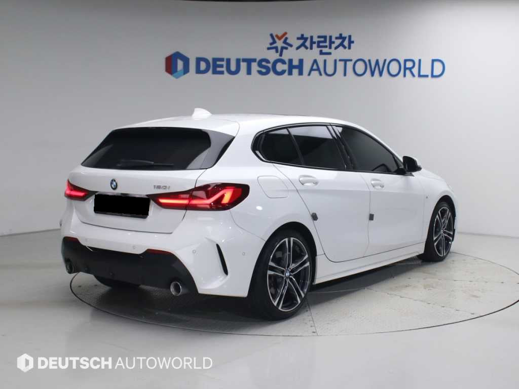 BMW 1-Series — photo 02