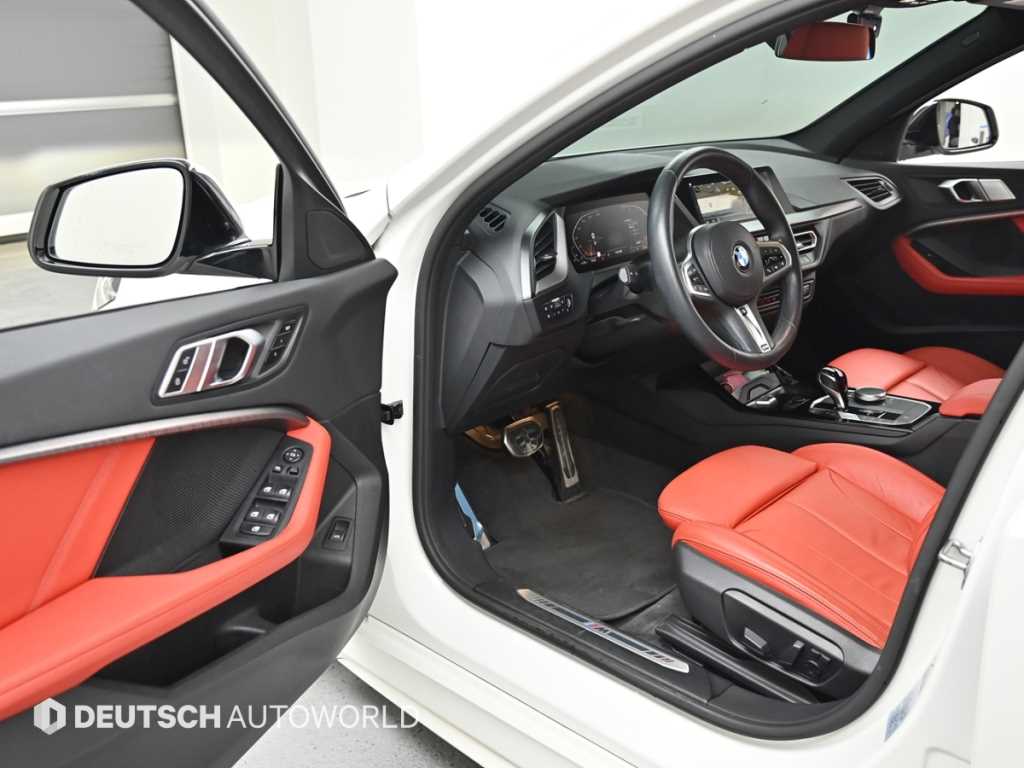 BMW 1-Series — photo 10