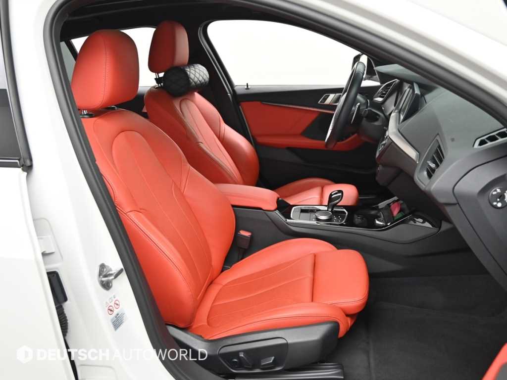 BMW 1-Series — photo 12