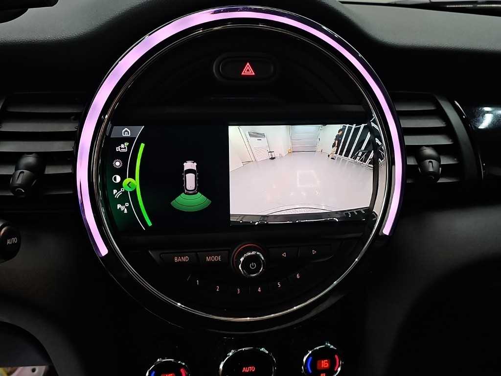 Mini Cooper — photo 15