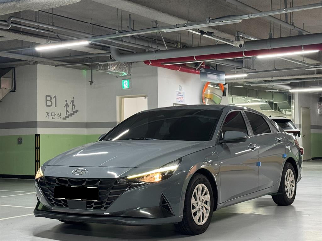 Hyundai Avante — photo 01