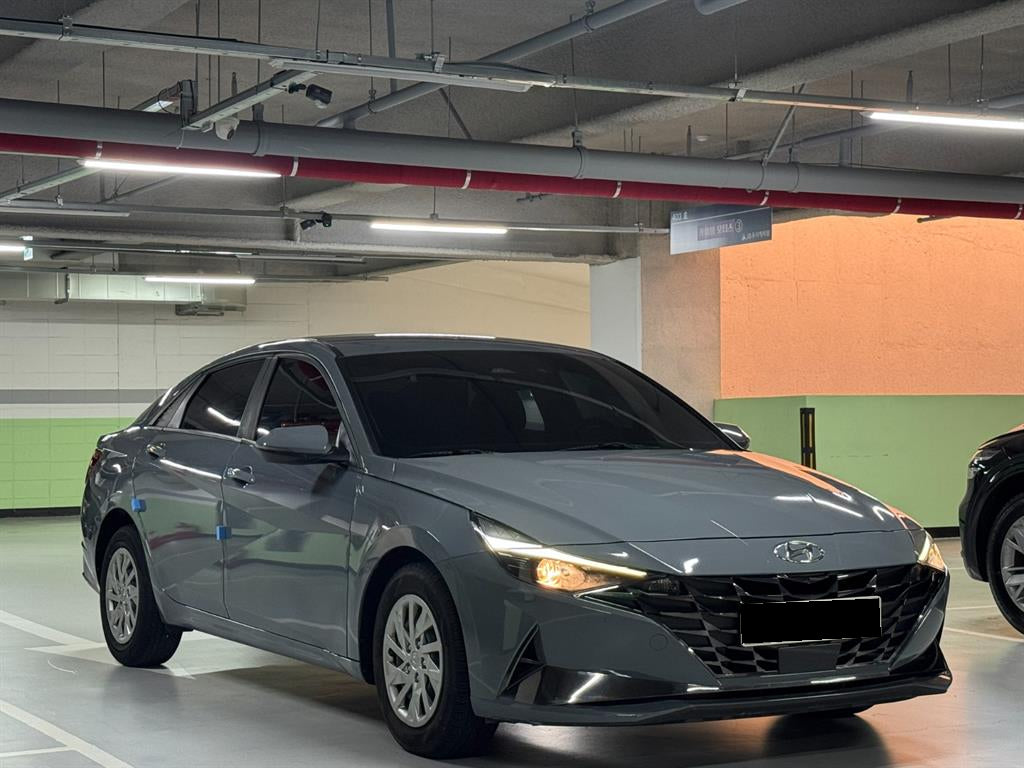 Hyundai Avante — photo 02
