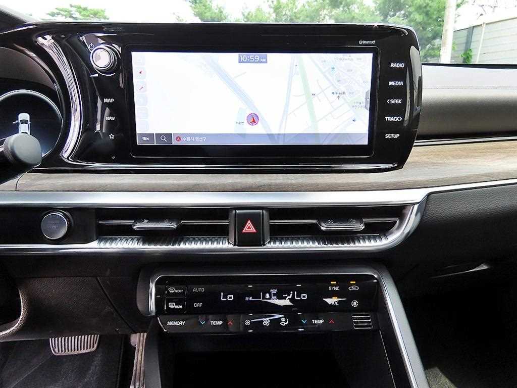 Kia K5 — photo 13