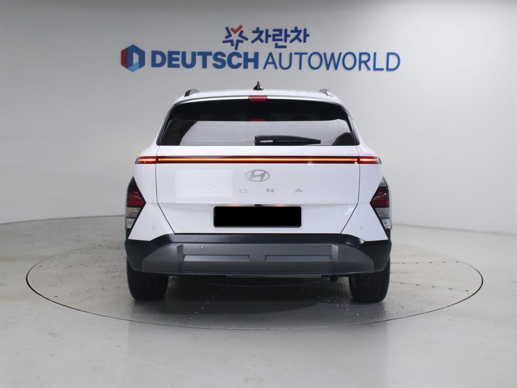 Hyundai Kona — photo 04