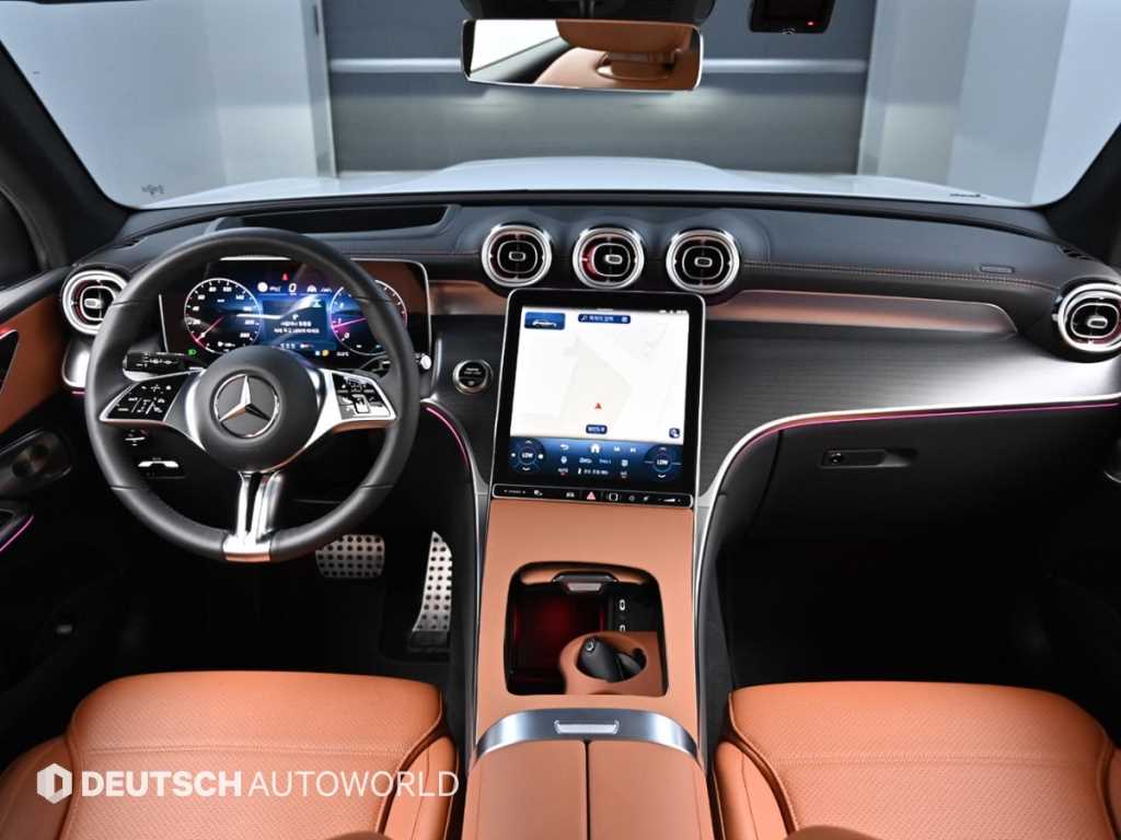 Mercedes-Benz GLC-Class — photo 07