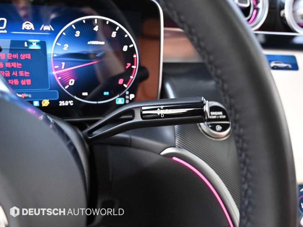 Mercedes-Benz GLC-Class — photo 09