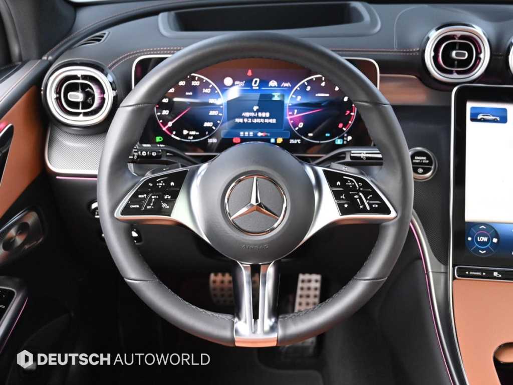 Mercedes-Benz GLC-Class — photo 13