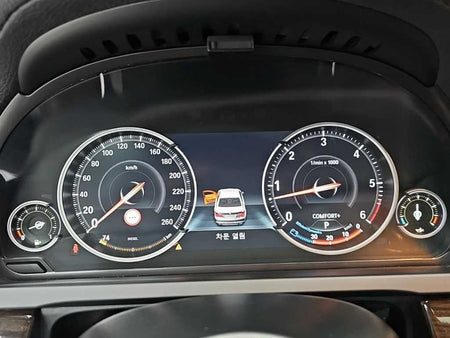 BMW 7-Series — photo 06