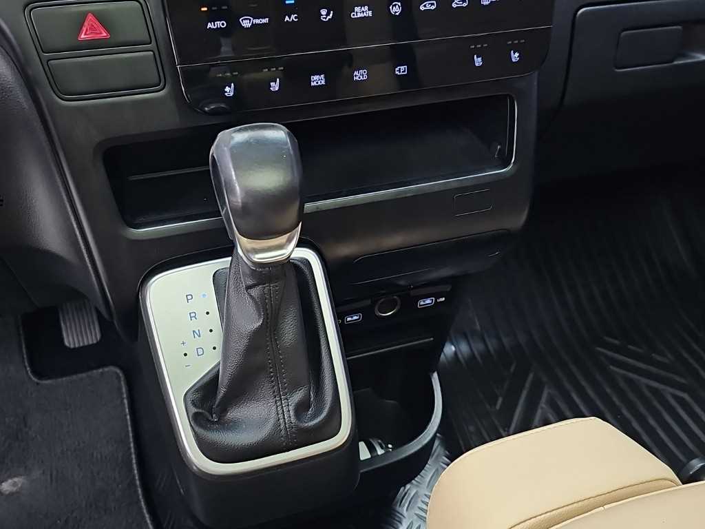 Hyundai Staria — photo 08