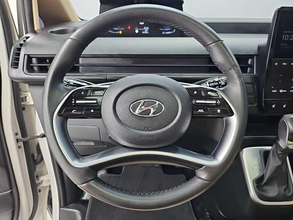 Hyundai Staria — photo 09