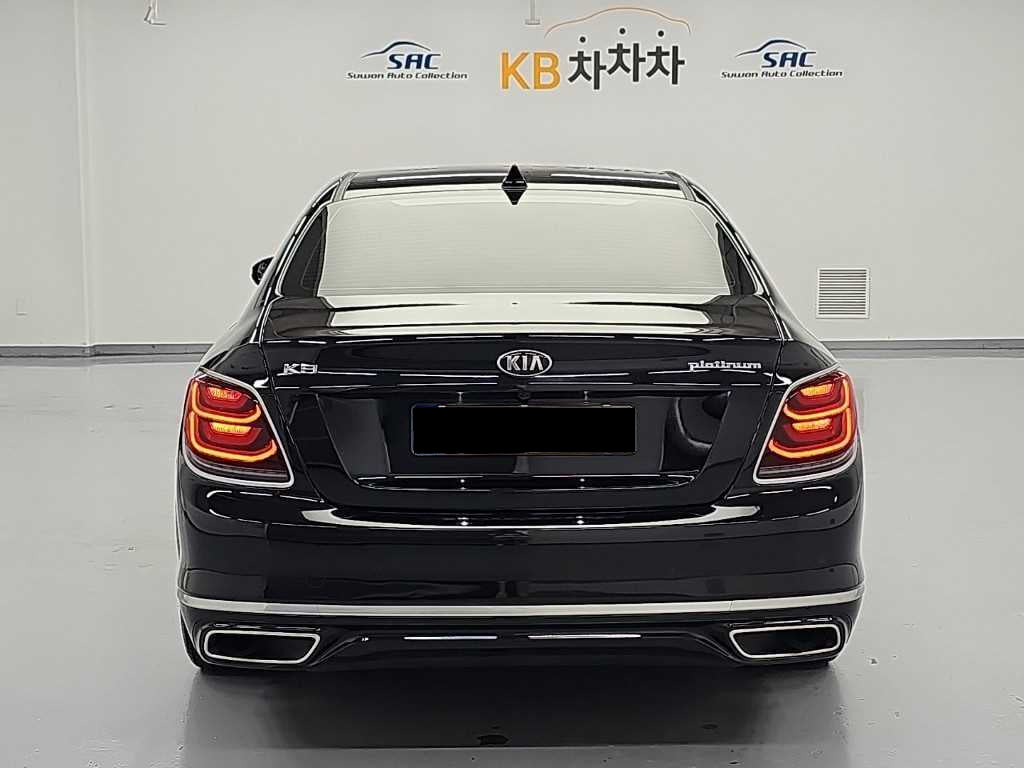 Kia K9 — photo 03