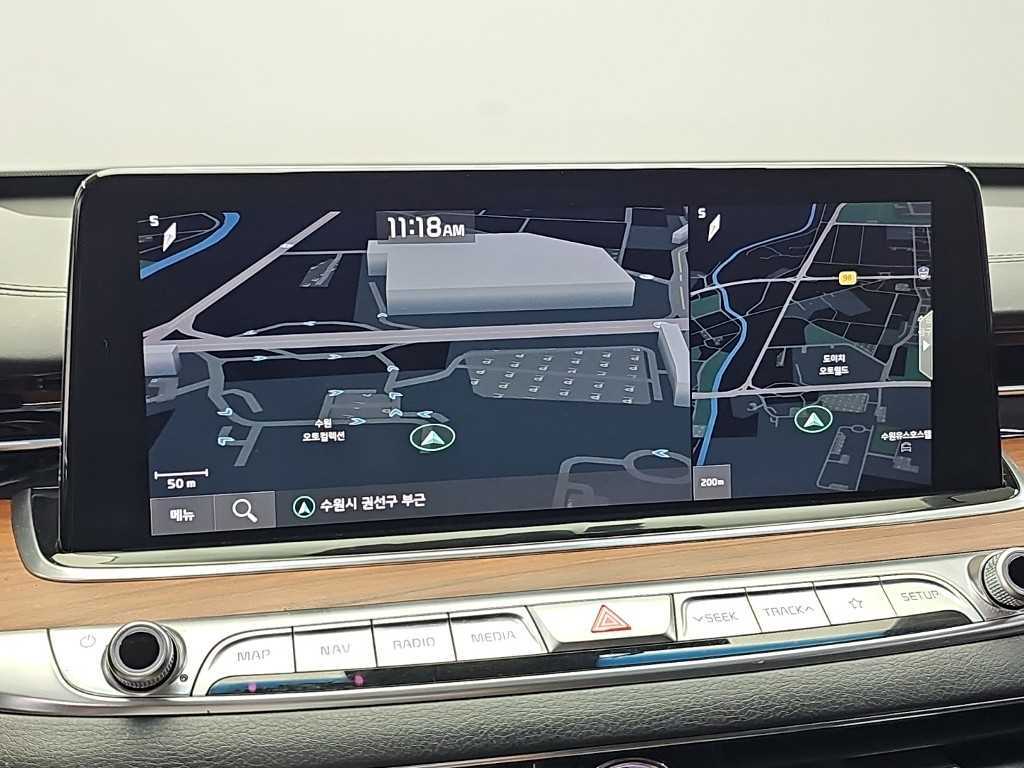 Kia K9 — photo 13