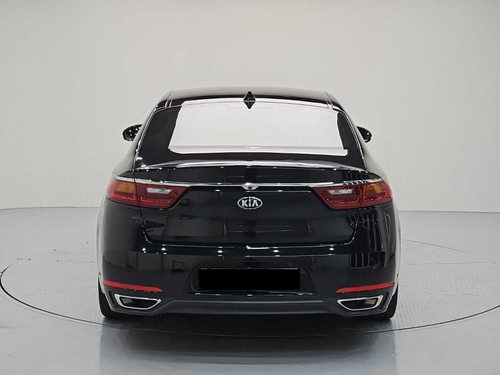 Kia K7 — photo 03