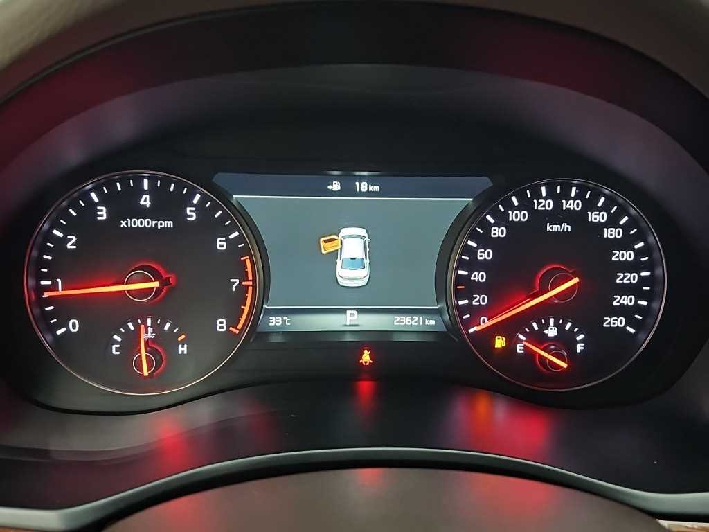 Kia K7 — photo 06