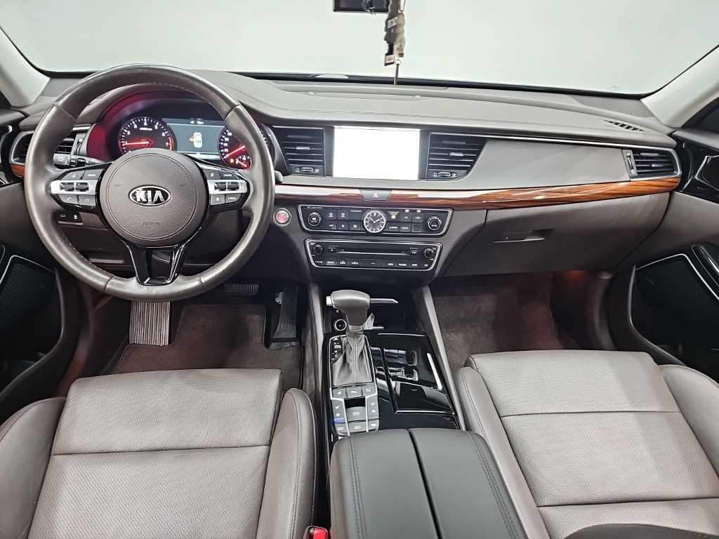 Kia K7 — photo 07