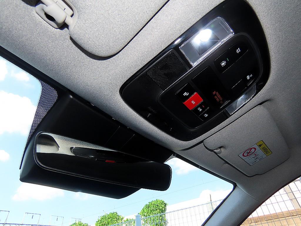 Hyundai Sonata — photo 16