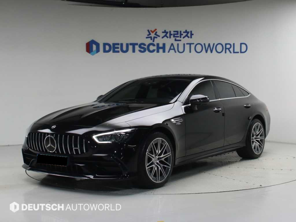 Mercedes-Benz AMG GT — photo 01