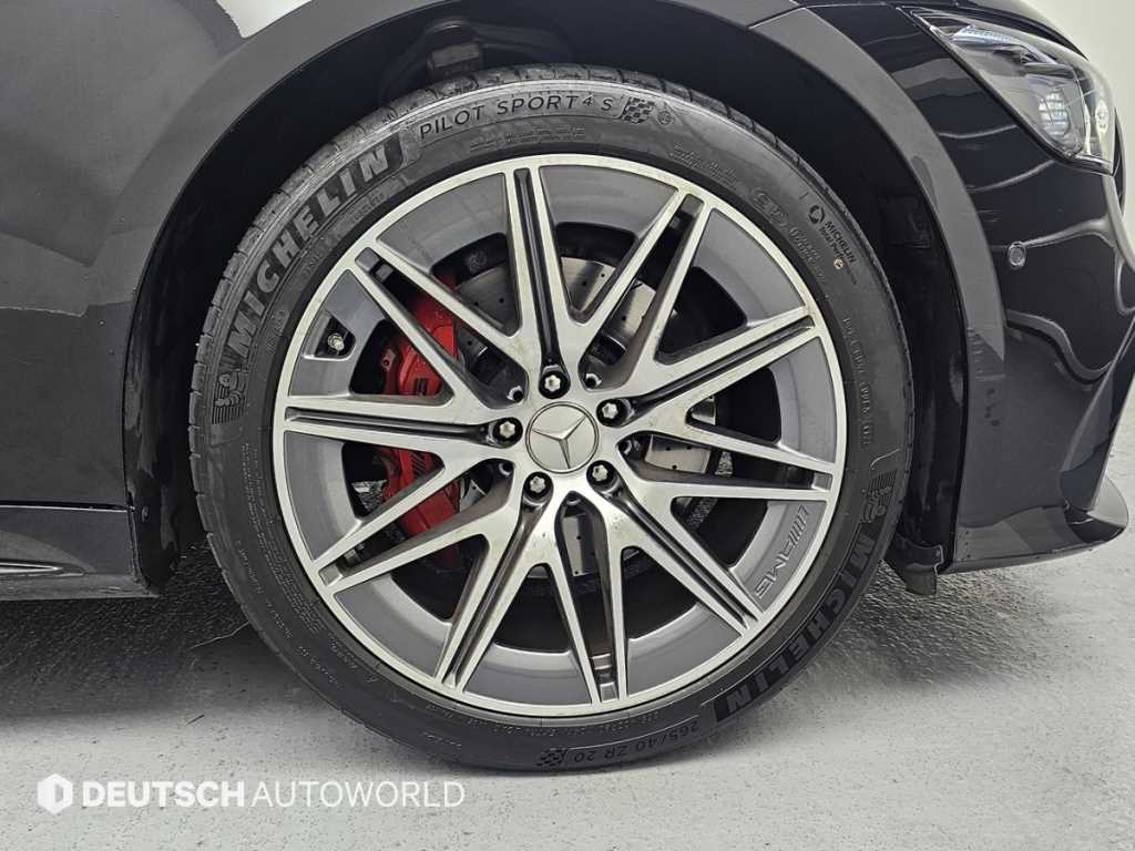 Mercedes-Benz AMG GT — photo 05