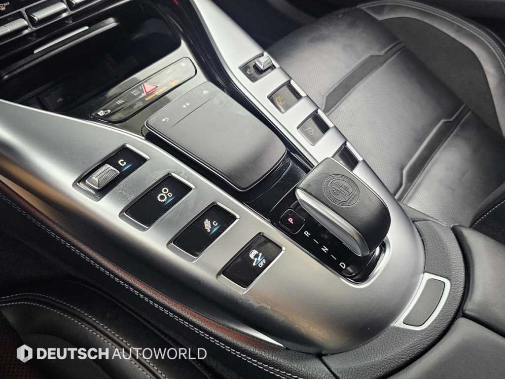 Mercedes-Benz AMG GT — photo 09