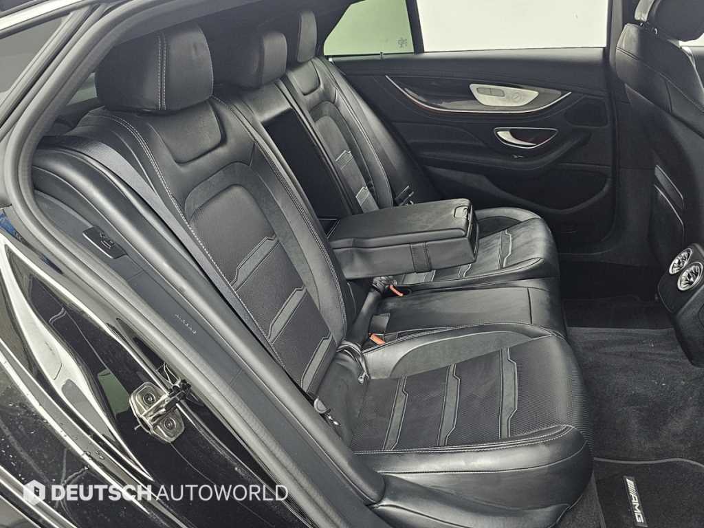 Mercedes-Benz AMG GT — photo 12