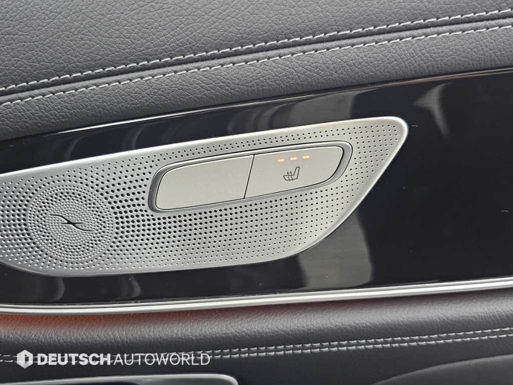 Mercedes-Benz AMG GT — photo 16