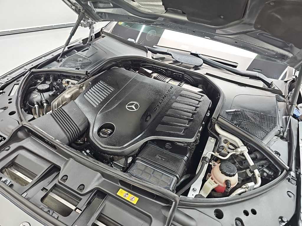 Mercedes-Benz S-Class — photo 05