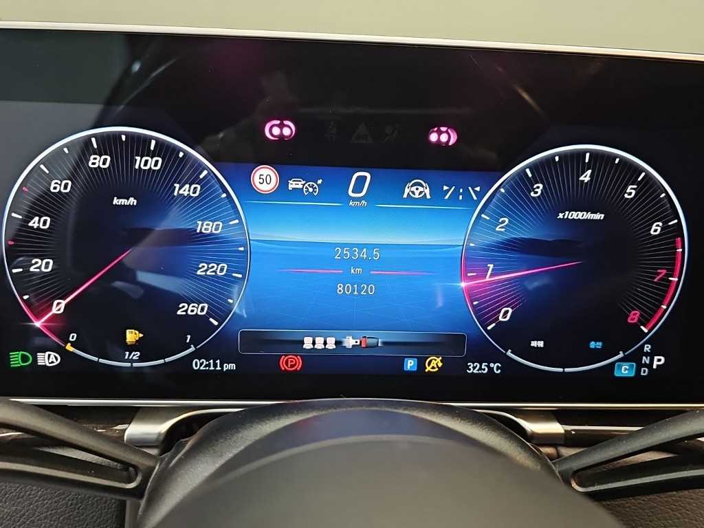Mercedes-Benz S-Class — photo 06
