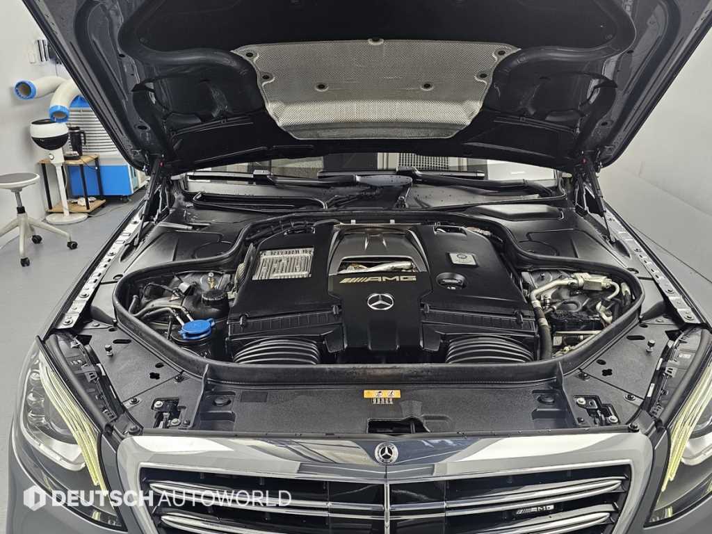Mercedes-Benz S-Class — photo 06