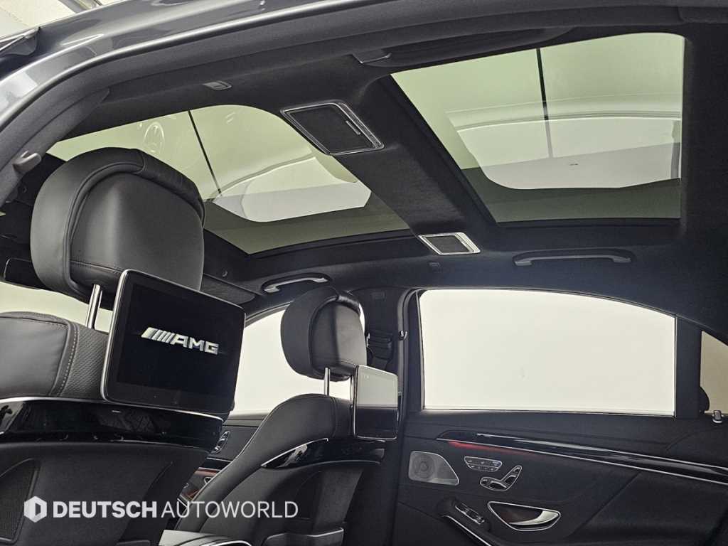 Mercedes-Benz S-Class — photo 18